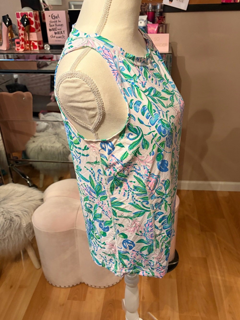 Lilly Pulitzer Luxletic Renay Tank UPF 50+ Resort White Just a Pinch Size M - Picture 6 of 7